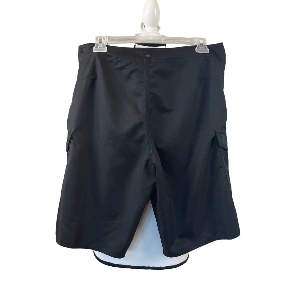 Quicksilver Men’s Black Swim / Board Shorts Size 33